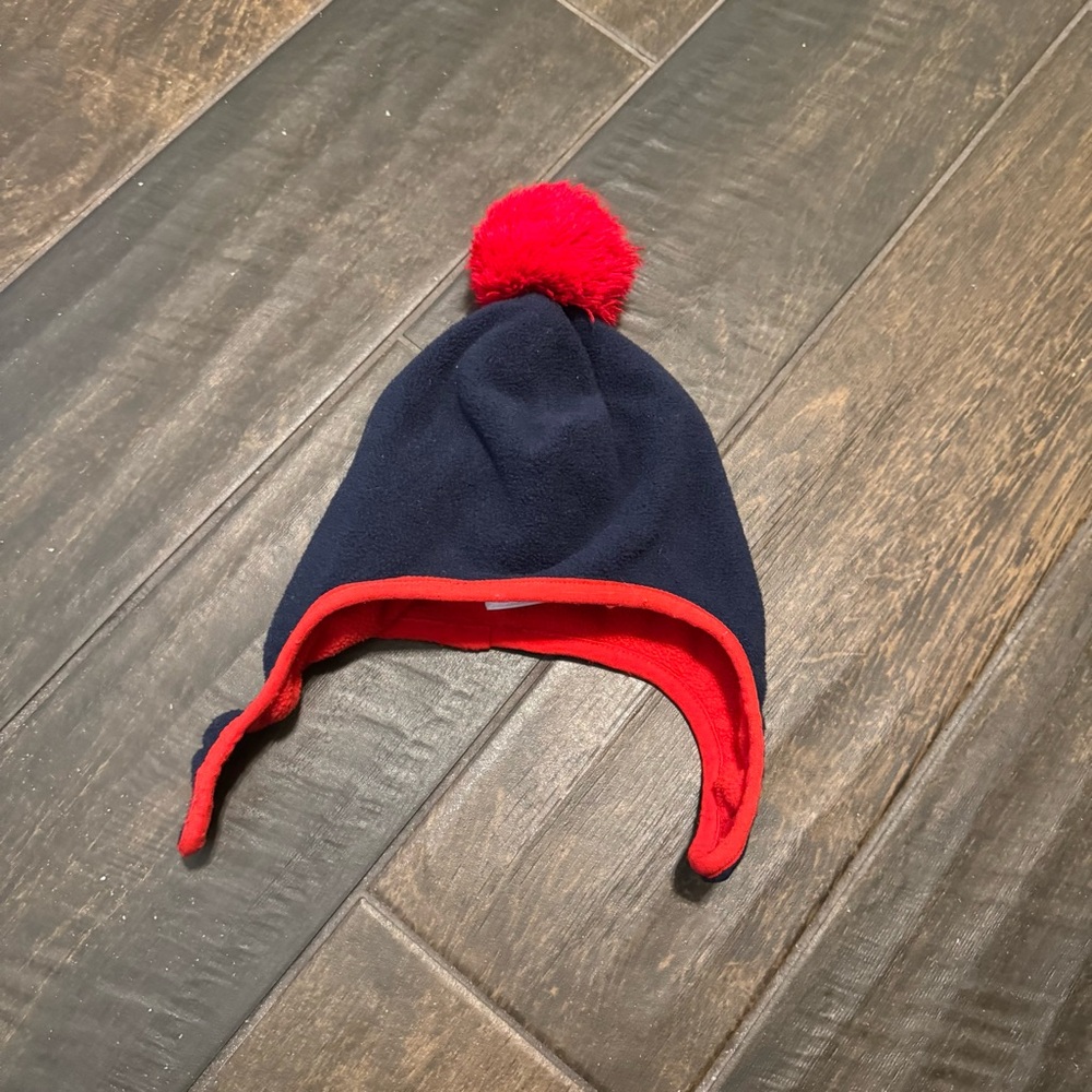 EUC Old Navy Performance Fleece Trapper Cap